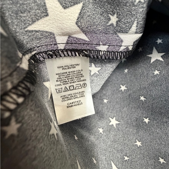 Black Star Print Blouse - Picture 3 of 8